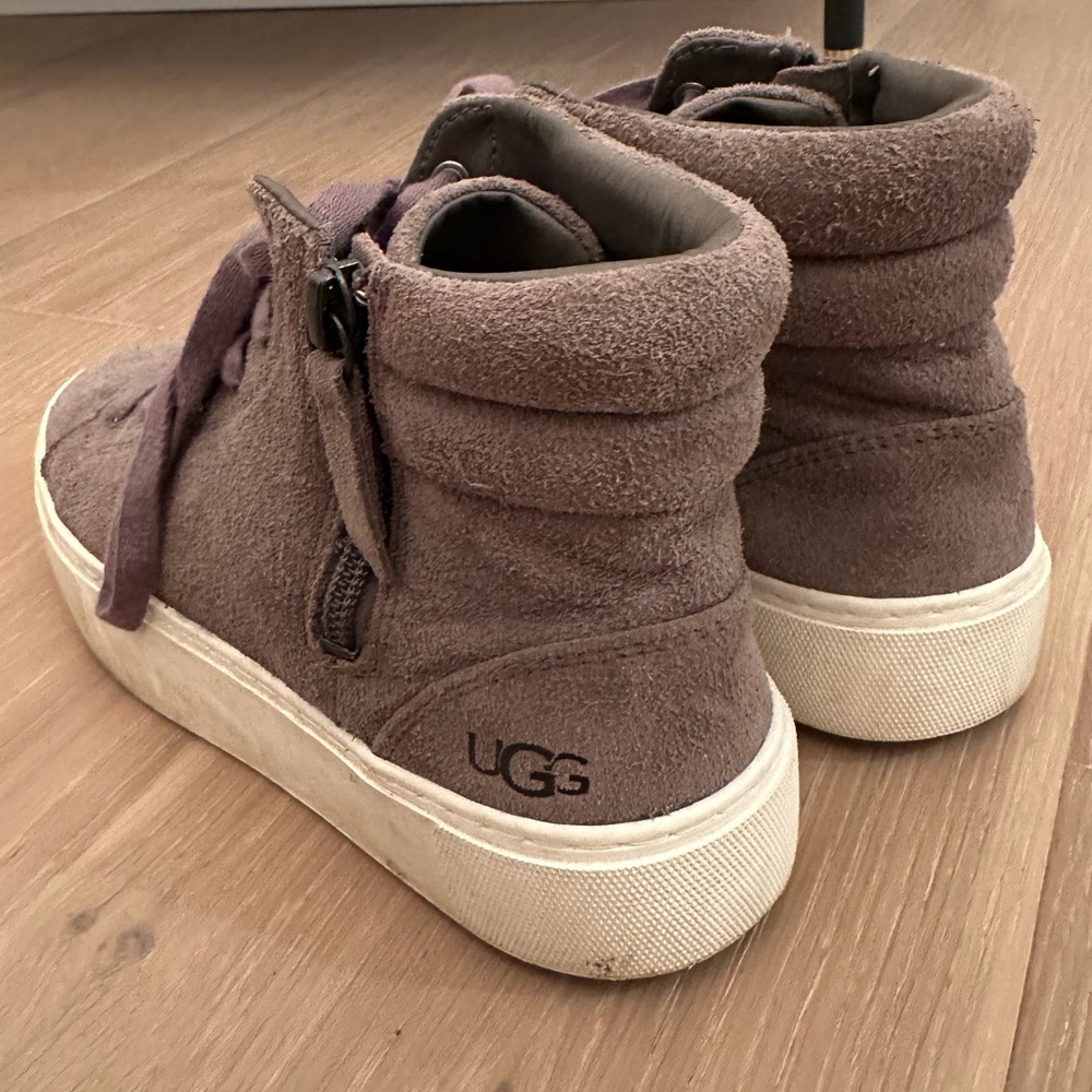 Ugg Suede High-Top Sneakers (Girl’s Size 5) - Picture 2 of 3